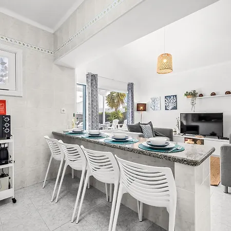 Caserones 04 * Puerto del Carmen (Lanzarote)